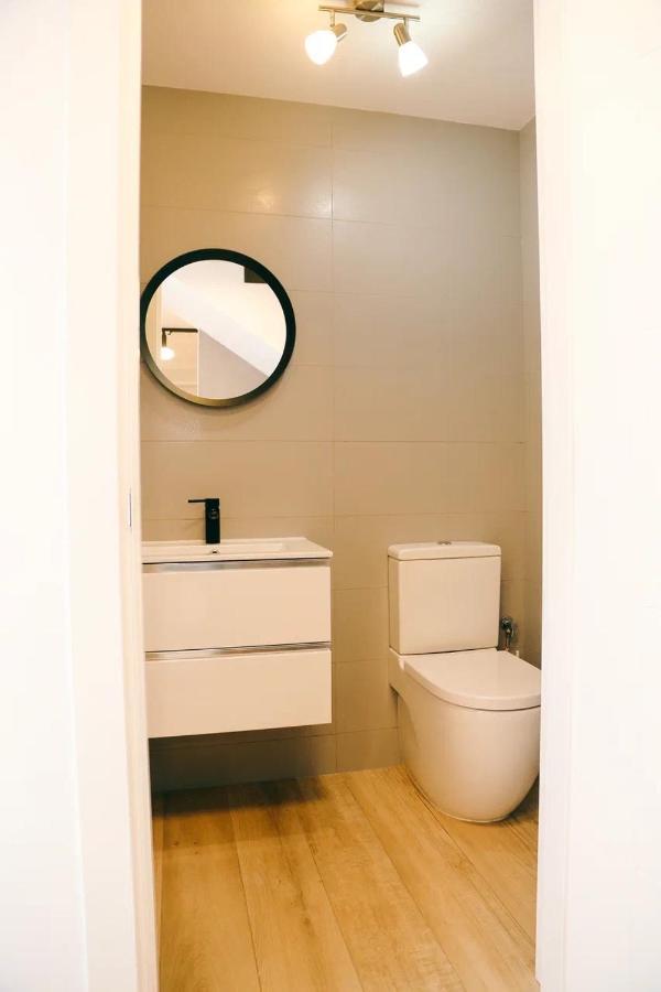 Oasis-Family Townhouse Apartment Адехе Екстериор снимка